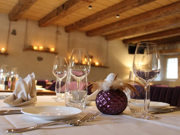 schwarzer löwe in altdorf restaurant moedern und gemütlich_(3).JPG