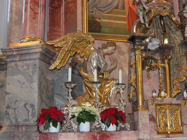 Engel des Hauptaltars in St. Justina