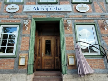 Akropolis Schöpp 3.jpg