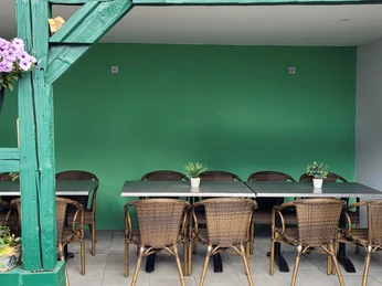 Akropolis Schöpp 2.jpg