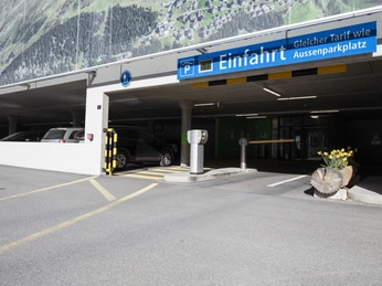 Parkinig Betten Talstation in der Aletsch Arena