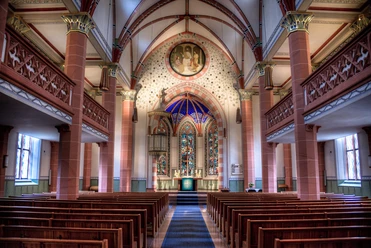Heilig Kreuz Kirche in Loffenau im Murgtal_Innenraum_Fotograf compusign.de
