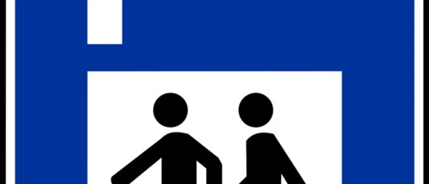 Schild Parkplatz.jpg