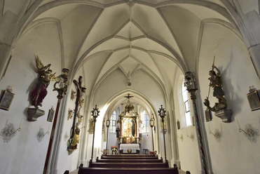 Sankt Nikolaus Kirche/Flößerkirche Mittenwald am Friedhof
