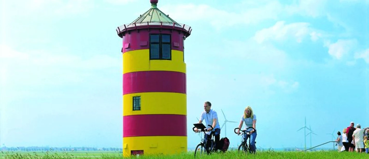 Radeln entlang des Pilsumer Leuchtturms