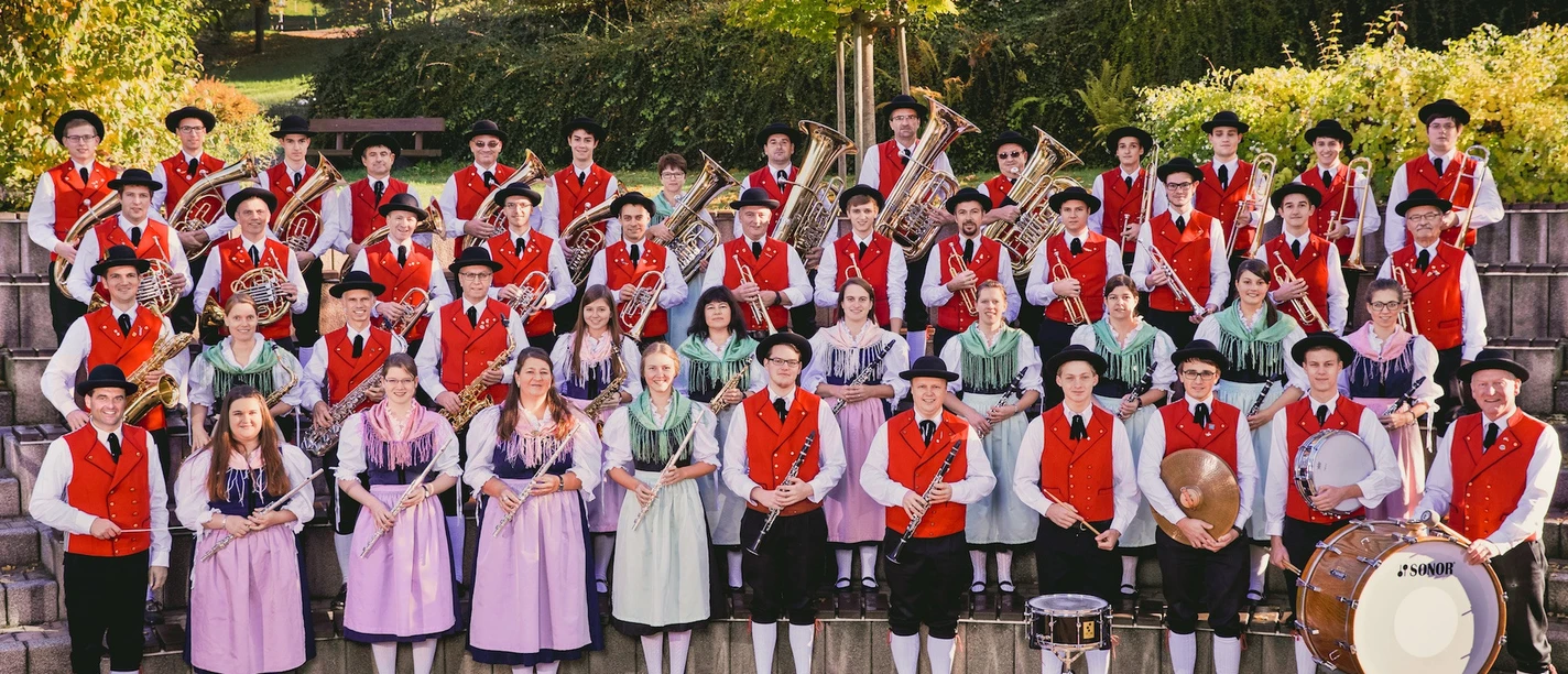 kur und trachtenkapellle