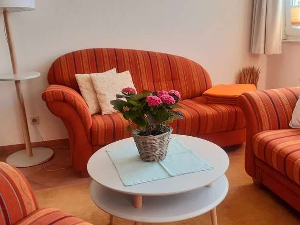 Wohnzimmer-Fewo-Neptun-Haus-Katharina
