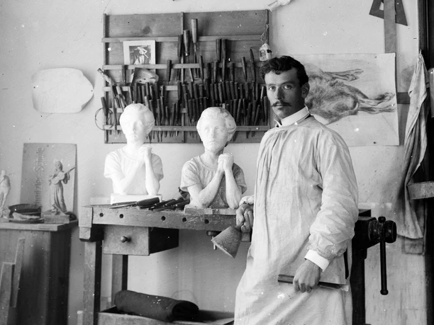 Hans Huggler, Huggler Holzbildhauerei - Brienz