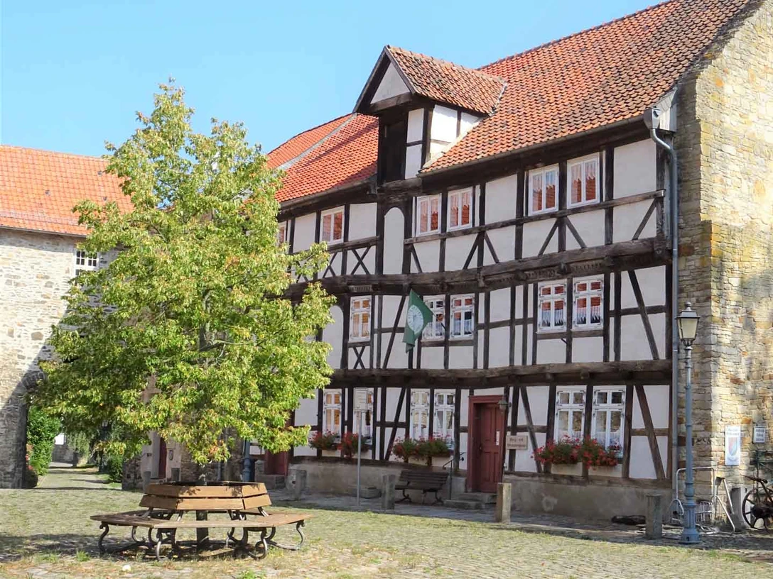 Burg- und Heimatmuseum Oebisfelde Burg- und Heimatmuseum Oebisfelde