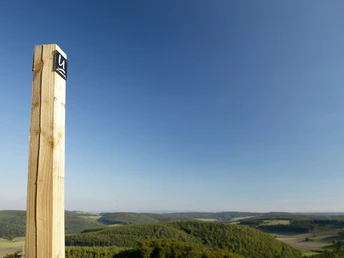 Wegweiser am Uplandsteig