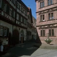 Fachwerk und Altes Rathaus Hochformat