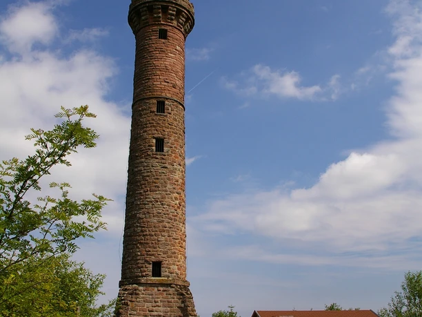 Gernsbach_Kaltenbronn_Holohturm_Schutzhuette