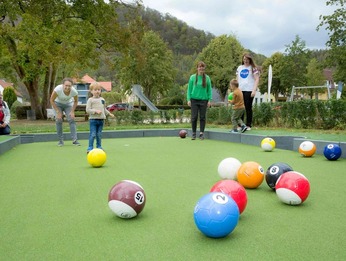 Fußball-Billard im Kurpark Bad Lauterberg Fußball-Billard im Kurpark Bad Lauterberg
