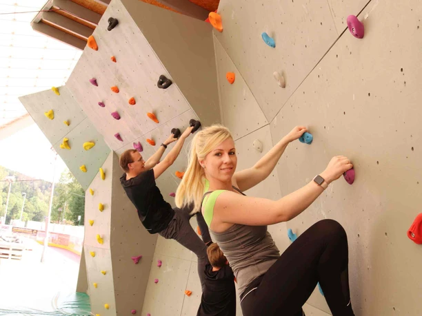 Bouldern in der Schierker Feuerstein Arena Bouldern in der Schierker Feuerstein Arena