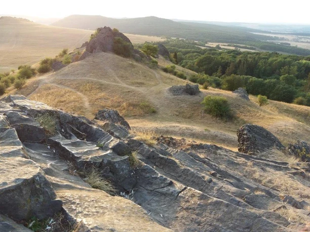 Helfensteine, Naturschutzgebiet am Dörnberg