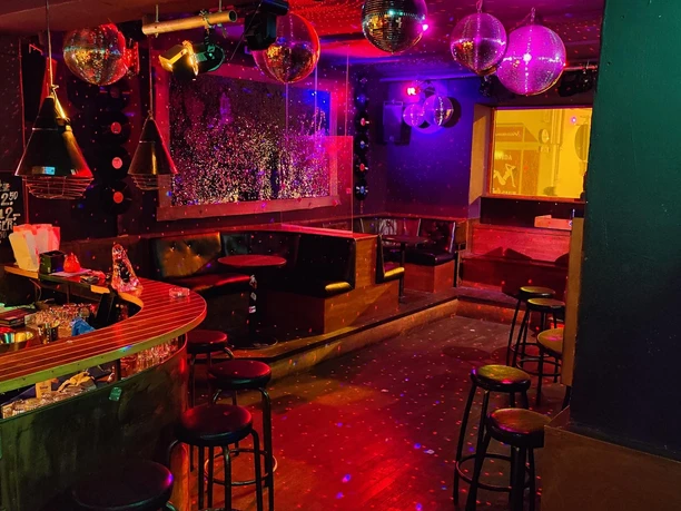 Lolita Bar