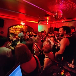 Lolita Bar