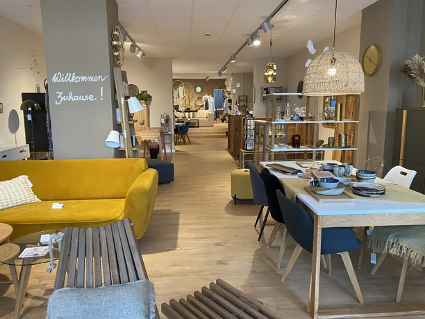 by design – möbel & mehr