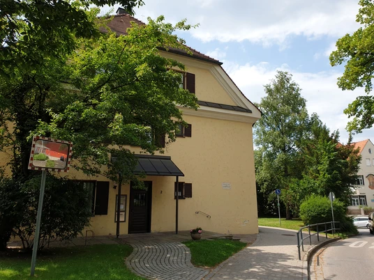 Pfarrhof Mariä Himmelfahrt