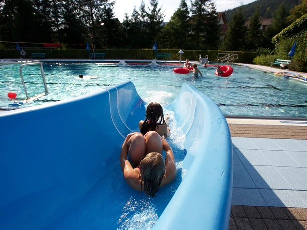 BAIE_Schwimmbad_Obertal_78