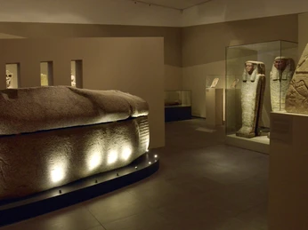 Roemer- und Pelizaeus-Museum Hildesheim, Foto Sharok Shalchi (CC-BY) (1).jpg