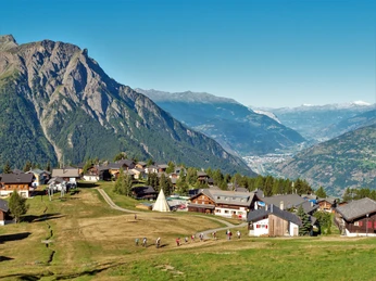 OLYMPUS DIGITAL CAMERA OLYMPUS DIGITAL CAMERA