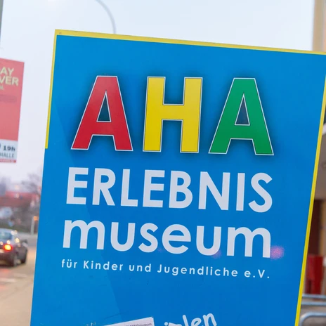 Aha_Museum-Eingangsschild Schild Aha-Erlebnismuseum