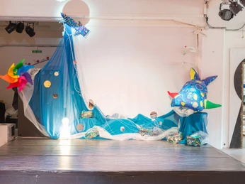 Aha_Museum-Buehne Bühne im Aha-MuseumStage at the Aha MuseumScene på Aha-museetPodium in het Aha Museum