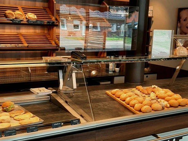 Tresen in der Bäckerei Fricke in Waffensen Tresen in der Bäckerei Fricke in Waffensen