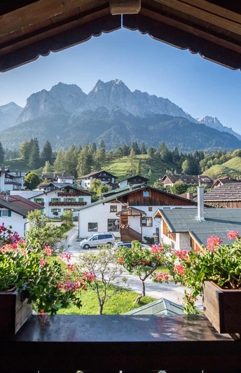 7ece4b43-0a99-40e9-9946-83a95721848a_3000x