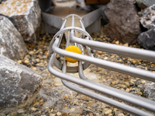 Treffer werden spannend belohnt - Adventure Golf Edersee