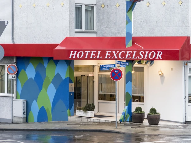 Eingangsbereich - Hotel EXCELSIOR Kassel