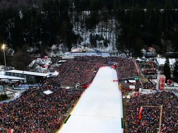 fis-skisprung-weltcup-willingen-stadion.jpg