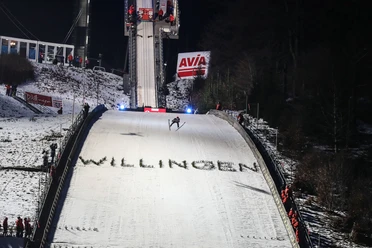 fis-skisprung-weltcup-willingen-aufsprunghang.jpg