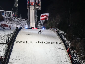 fis-skisprung-weltcup-willingen-aufsprunghang.jpg
