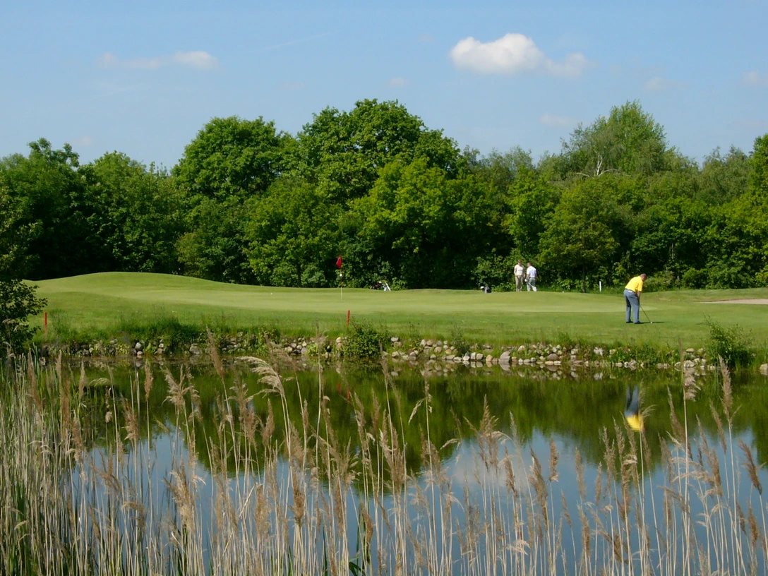 Platz mit Teich des Golf Club Wümme e.V. Platz mit Teich des Golf Club Wümme e.V.