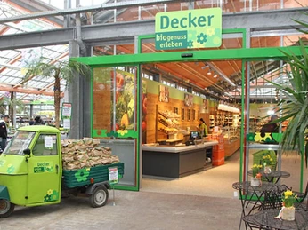 Biomarkt mit Bistro Decker