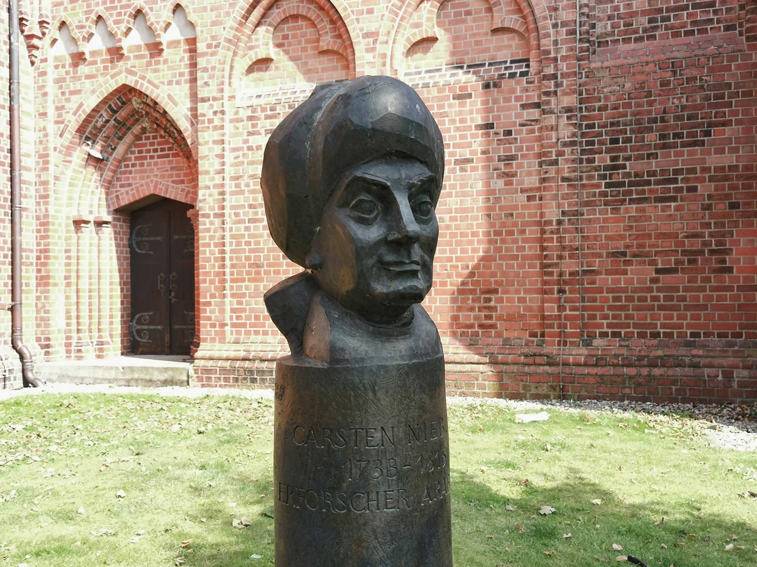 Büste des Carsten Niebuhr