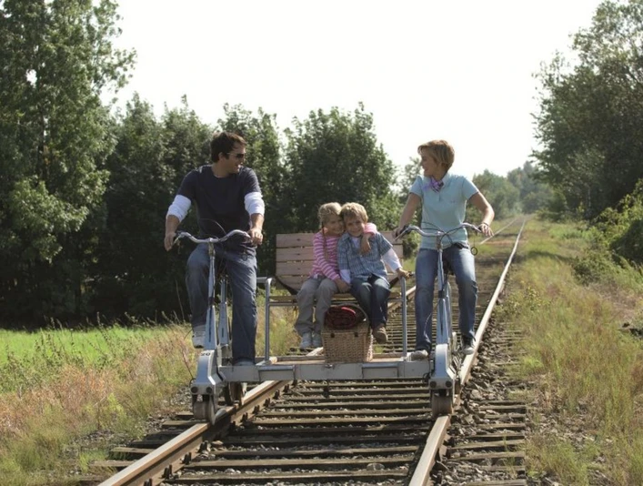 Draisinefahren in Rinteln Draisinefahren in RintelnTrolley rides in Rinteln