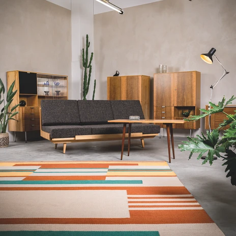 In a showroom you will find newly refurbished pieces of furniture, creative Leipzig, vintage
