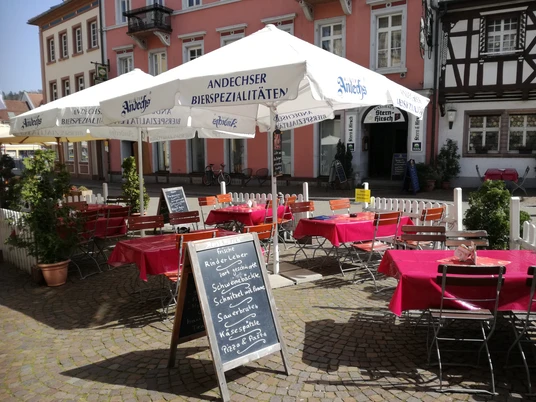 Außenbestuhlung Gasthaus Stern&Hirsch