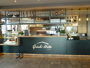 Grinde-Hütte Blick auf die Theke