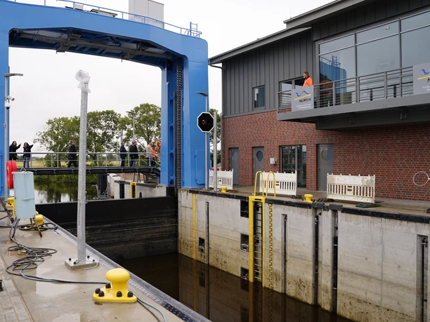 Hadelner Kanalschleuse