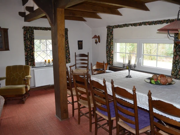 Essecke im Wohnzimmer