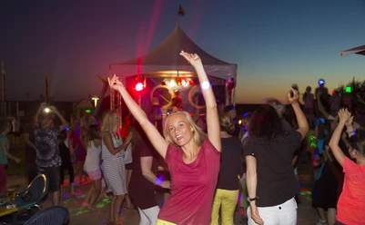 Beachparty.jpg