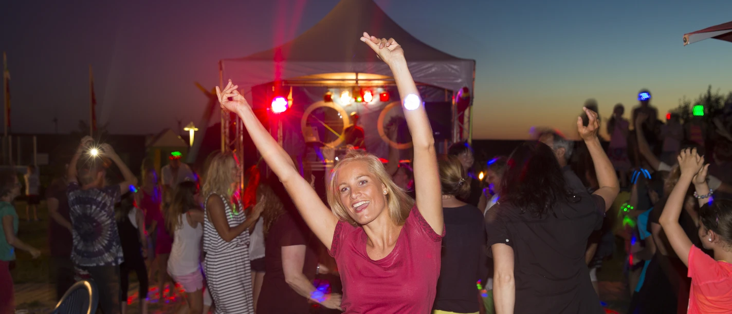 Beachparty.jpg