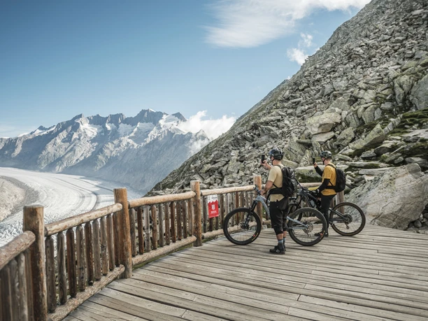 Enduro-Mountainbike in der Aletsch Arena Enduro-Mountainbike in der Aletsch Arena