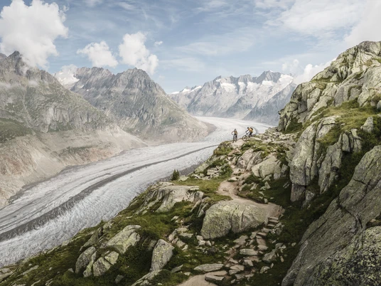 Enduro-Mountainbike in der Aletsch Arena Enduro-Mountainbike in der Aletsch Arena