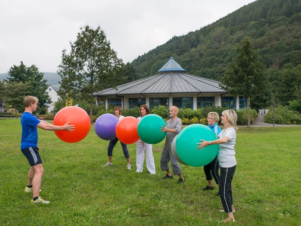 gymnastik-gesundheitspavillon-paavo-blåfield.jpg