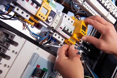 Stockbild-Elektrogeschaeft.jpg